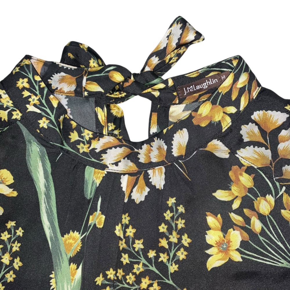 J. McLaughlin - Silk Blend - Black Floral - Bow Tie Closure Blouse - Medium NWOT - Picture 3 of 8